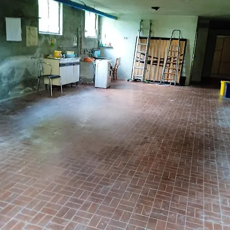 3 Bedrooms With Enclosed Garden At C Lejlighed