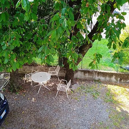 3 Bedrooms With Enclosed Garden At C Dervio